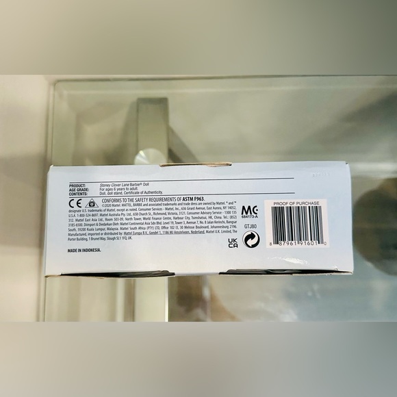 New in Box Stoney Clover Lane x Barbie Doll - Picture 8 of 8